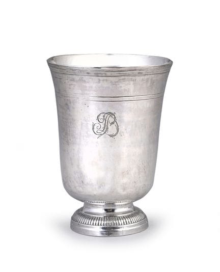 Timbale en argent (950°/°°) de forme tulipe, le pi