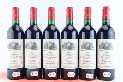 Château L'Evangile 1997
Pomerol
6 bt
E
Capsule dan
