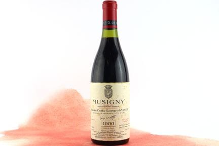 穆西尼老藤酒 乔治·德·沃盖伯爵酒庄 1990
夜丘，特级园
1 瓶
E
酒标略有破损