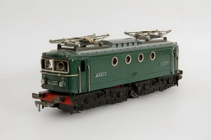 Electric train set; JEP, France, 1950s.

Lithograp