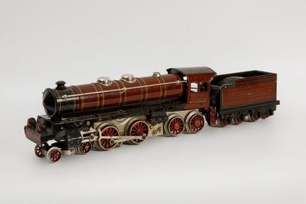 Mastodon-model locomotive and coal car, PAYÁ, Spai