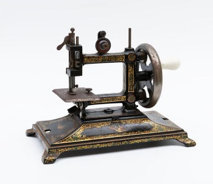 Portable sewing machine. Germany, ca. 1900.

Wroug