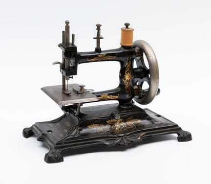 Portable sewing machine. Germany, ca. 1900.

Wroug
