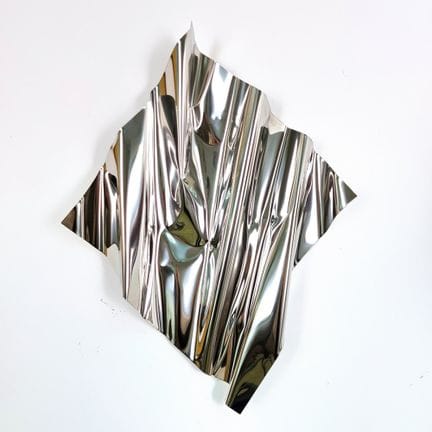 JOSÉ SOLER NAVARRO (Murcia, 1987).

„Steel Silk. M