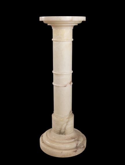 Colonne datant du début du XXe siècle.

Albâtre.

