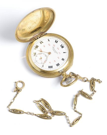 UTILIA Chronomètre 萨博内特怀表。瑞士，1920年。

这款萨博内特风格的怀表采用
