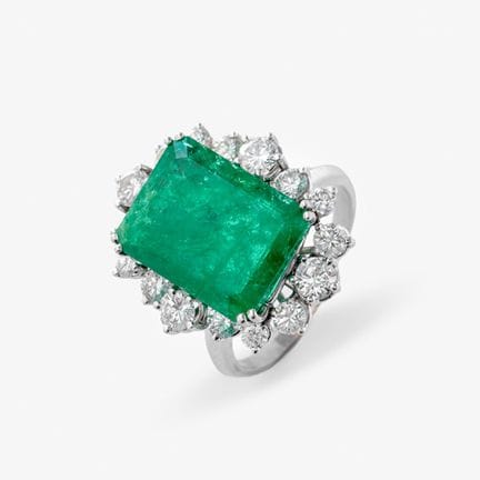 Bague des années 1960 en or blanc 18 carats. Elle 