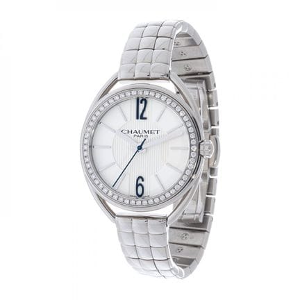 CHAUMET Montre à privilèges, pour dame. 

Acier. C