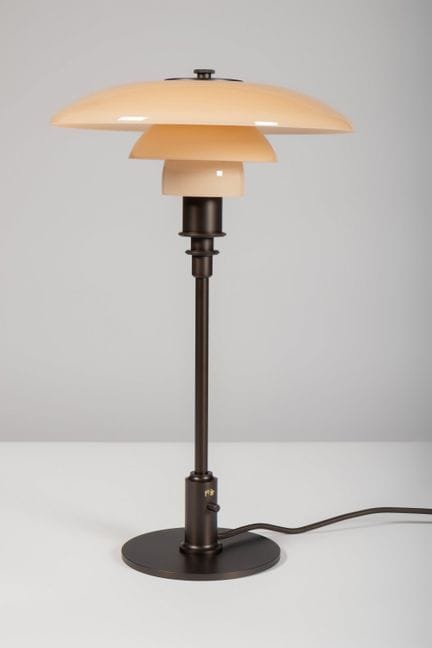 POUL HENNINGSEN (Danimarca, 1894–1967).

Lampada d