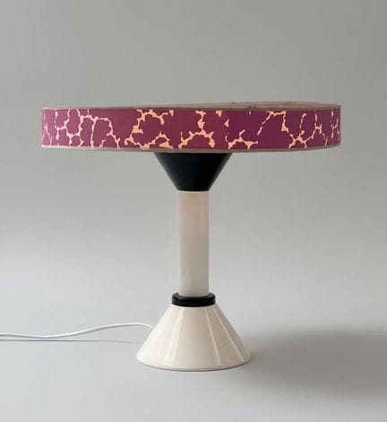 GEORGE SOWDEN (Leeds, 1942) pour Dimmer. 

Lampe d