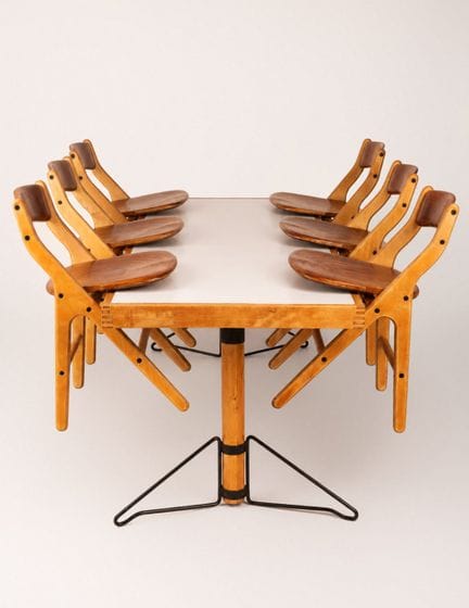 MARC HELD (Francia, 1942). 

Mesa de comedor y sei