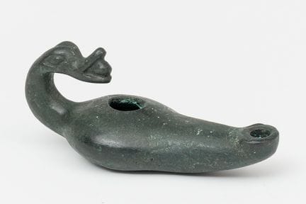 Oil lamp; Rome, 3rd–4th century A.D.

Bronze.

Mea