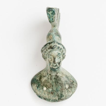 Bust of Athena; Rome, 2nd–3rd centuries A.D.

Bron