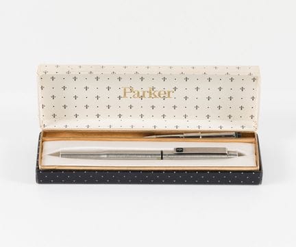 “Parker 25 Flighter” fountain pen. PARKER. Designe