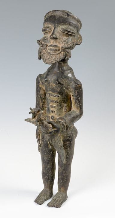 Akan tribal king figurine; Ghana, first half of th