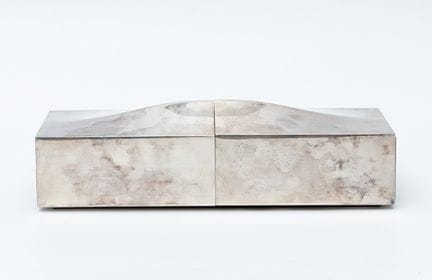 首饰盒；ROBBE &amp; BERKING，德国，20世纪下半叶。

银质，内衬木芯。

带有银