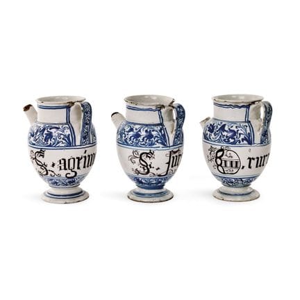 SET OF THREE VENETIAN JUGs, 18th CENTURY - Polychr