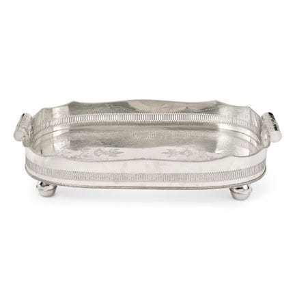 LARGE SILVER SERVING TRAY, 19TH CENTURY - Chiseled