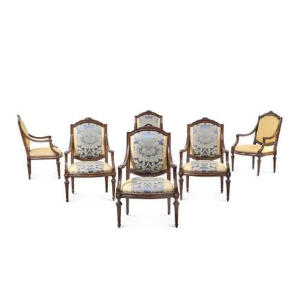 SET OF SIX 19TH-CENTURY ARMCHAIRS - Carved walnut,