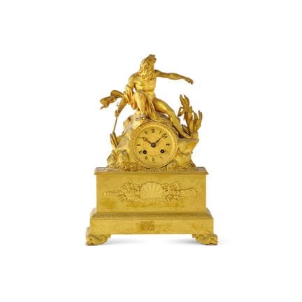 FRENCH MANTELCLOCK, 19TH CENTURY - Gilded and chis