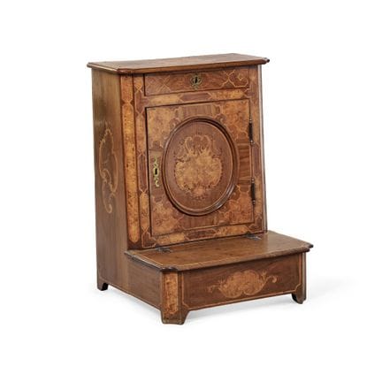 18TH-CENTURY AND LATER PRAYER CHAIR - Walnut and b
