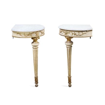 PAIR OF CORNER CONSOLES, NAPLES, 18TH CENTURY - Ca