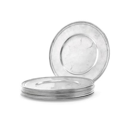 JUEGO DE DOCE BAZOQUILLAS - Siglo XX. Metal platea