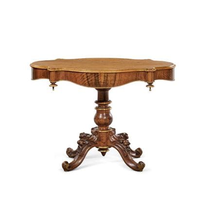 MESA DE CENTRO, PROBABLEMENTE DE INGLATERRA, SIGLO