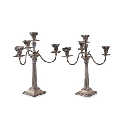 PAR DE CANDELABROS DE PLATA, LONDRES, 1888-1889 - 