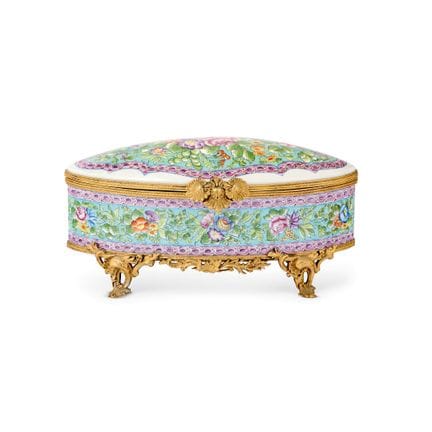 JARRÓN PARA JOYAS DE LIMOGES, SIGLO XIX - Porcelan