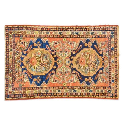 ALFOMBRA - Turquía, siglo XX. Decoración policroma