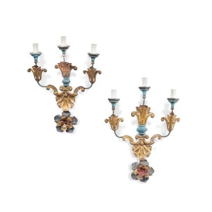 CONJUNTO DE CUATRO APLIQUES DEL SIGLO XIX - Tolla 