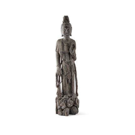 BODHISATTVA - China, dinastía Qing. Madera con res