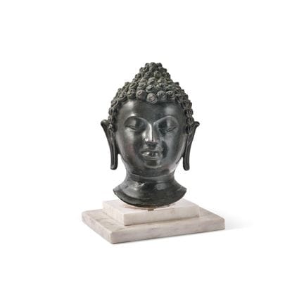 CABEZA DE BUDDHA - China, siglo XX. Bronce; base d