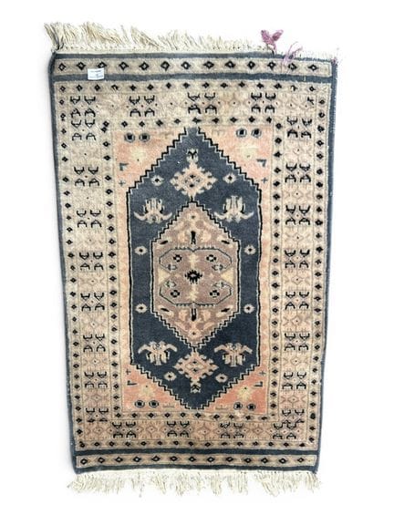 Petit tapis de prière, Pakistan, en laine nouée ma