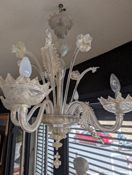 MURANO: Lampadario a quattro bracci in vetro glitt