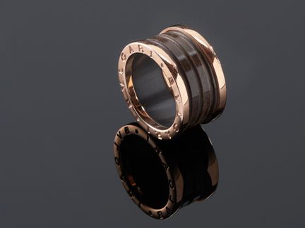 BULGARI, modelo «B.Zero1», anillo de oro amarillo 