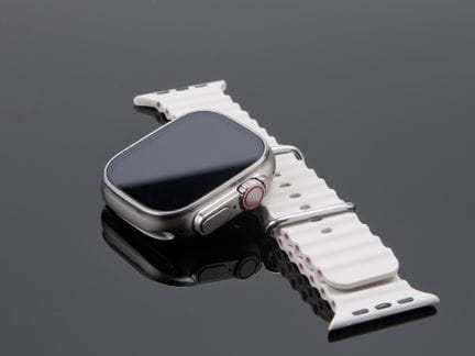 APPLE 一款 WATCH ULTRA 2 手表，型号 A2887/2987，配可调节 Ocean