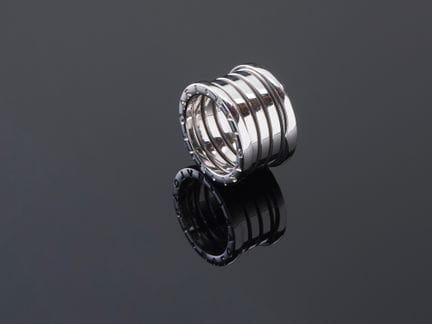 BULGARI, modelo «B.Zero1», anillo de oro blanco de