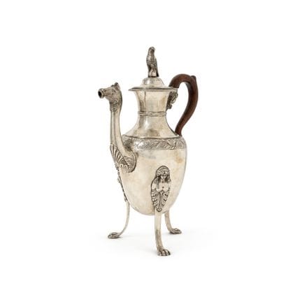 123. Caffettiera a tripode in argento, Napoli, 183
