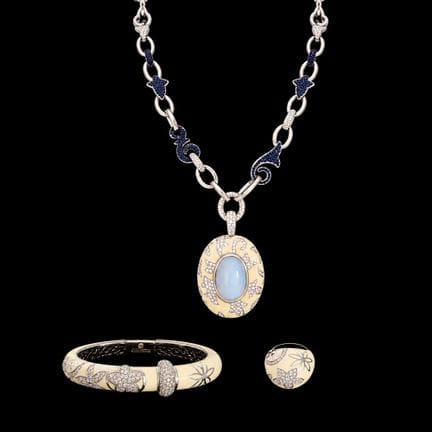 149. La Nouvelle Bague
demi-parure composta da una