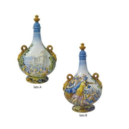 62. Flasque décorée en majolique polychrome, Ginor