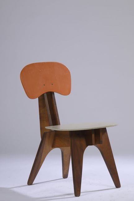 WORK FROM THE 1950s
A prototype chair made of stai