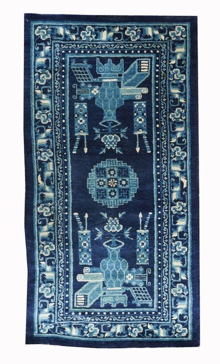 A Suiyuan rug North China, 1900 circa   136 x 72 c