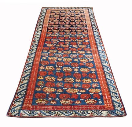 A “Gol Farang” Seikhur rug Caucasus, 19th century 