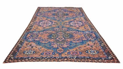 A Sumakh flatweave Caucasus, 1900 c.   335 x 224 c