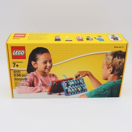 LEGO 40161 – What am I? 2016   35 x 19 x 9 cm
Une 