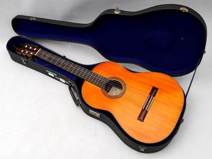 Guitarra clásica de Seizi INABA fabricada en Tokio