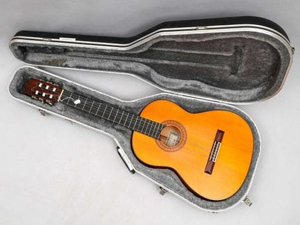 Guitarra flamenca de Antoine ARROYO fabricada en S
