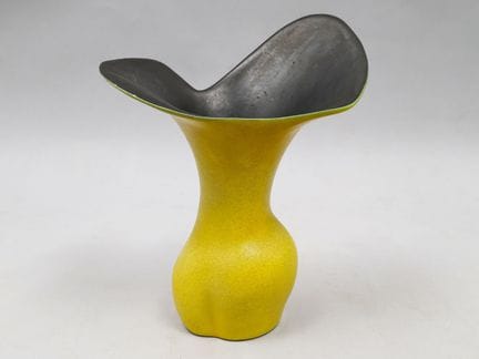 波尔·尚博斯特（Pol CHAMBOST，1906-1983）“1040”号花瓶，亦称“胸花”，造型